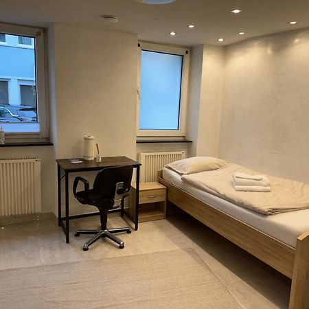City Apartment Stadtwohnung Mit Kueche Und Netflix Nahe Bahnhof Sinsheim Exteriér fotografie